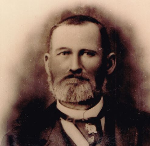 Oliver Ticen Tripp